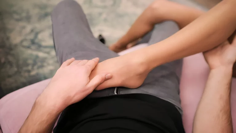 Angelika Loves To Tease Boyfriend With Her Sexy Feet