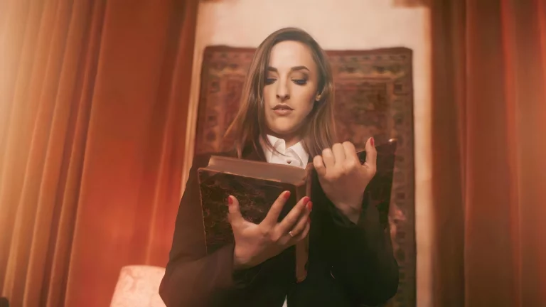 Amirah Adara Loves Licking Zazie's Pussy